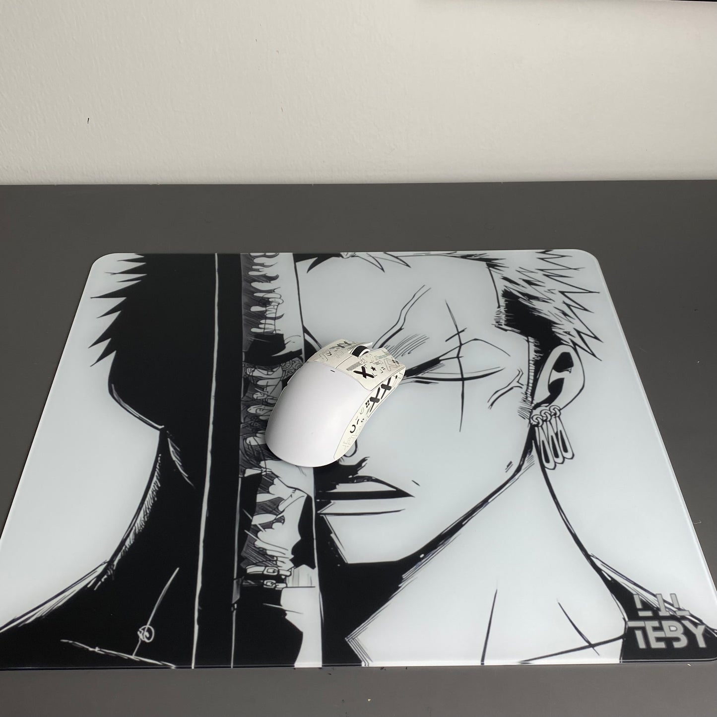 LiL MOUSE PAD GLASS 400X450X3MM