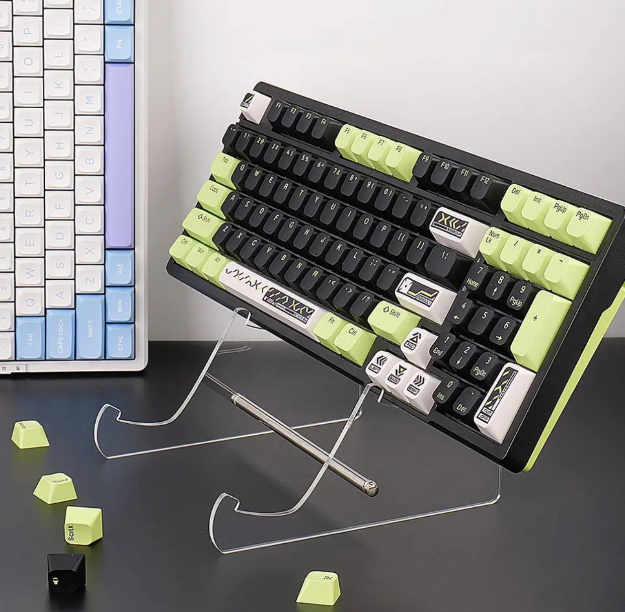 STAND KEYBOARD