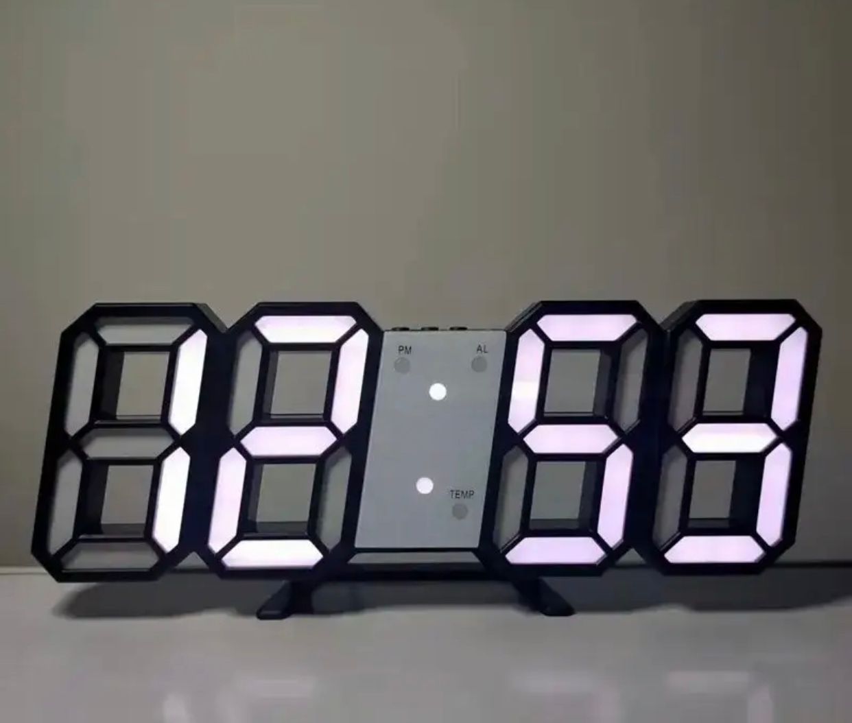 3dD LED Digital clock wall black small